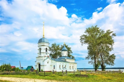 Церковь во имя святых апостолов Петра и Павла